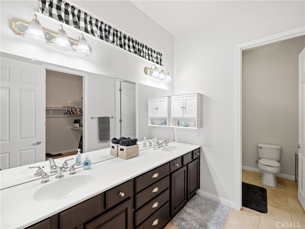 10387 Glen Oaks Lane