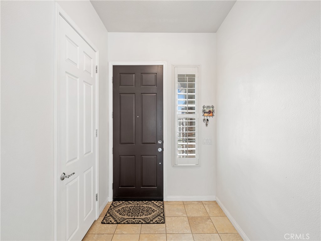 10387 Glen Oaks Lane