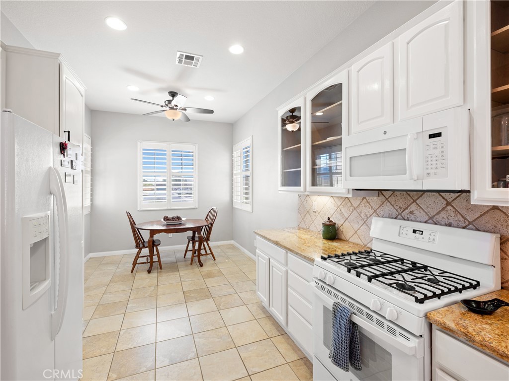 10387 Glen Oaks Lane