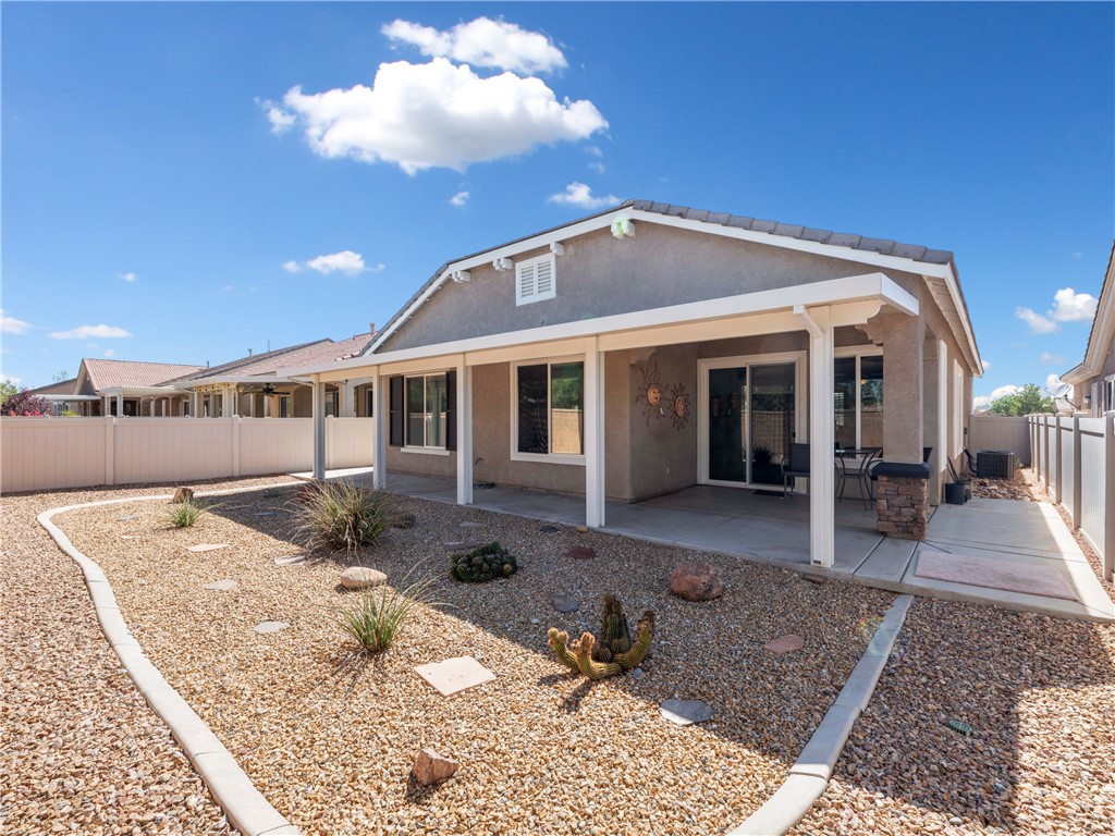 10387 Glen Oaks Lane