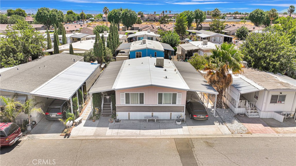 15252 Seneca Road 33