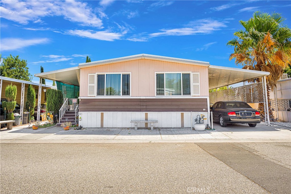 15252 Seneca Road 33