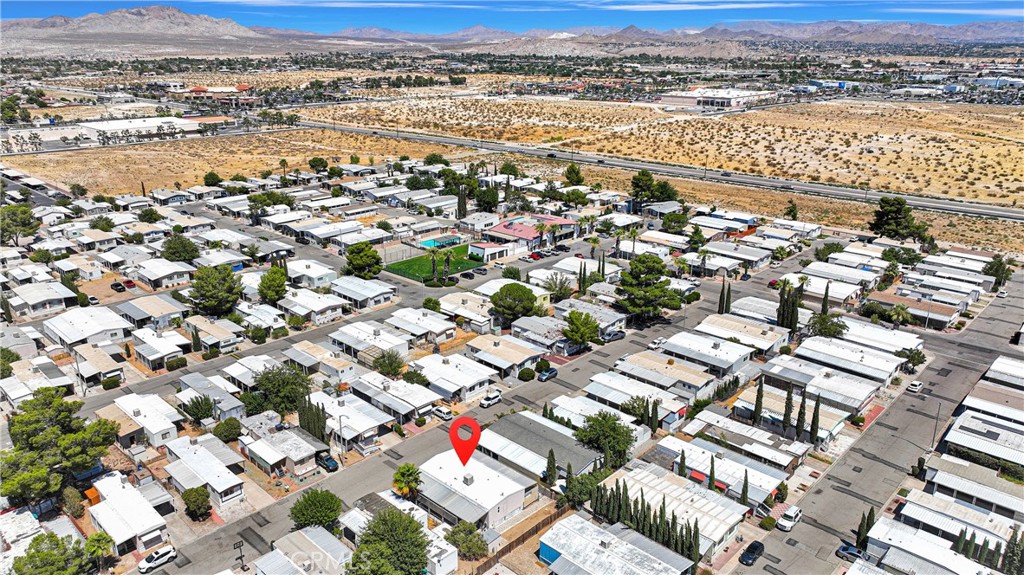 15252 Seneca Road 33