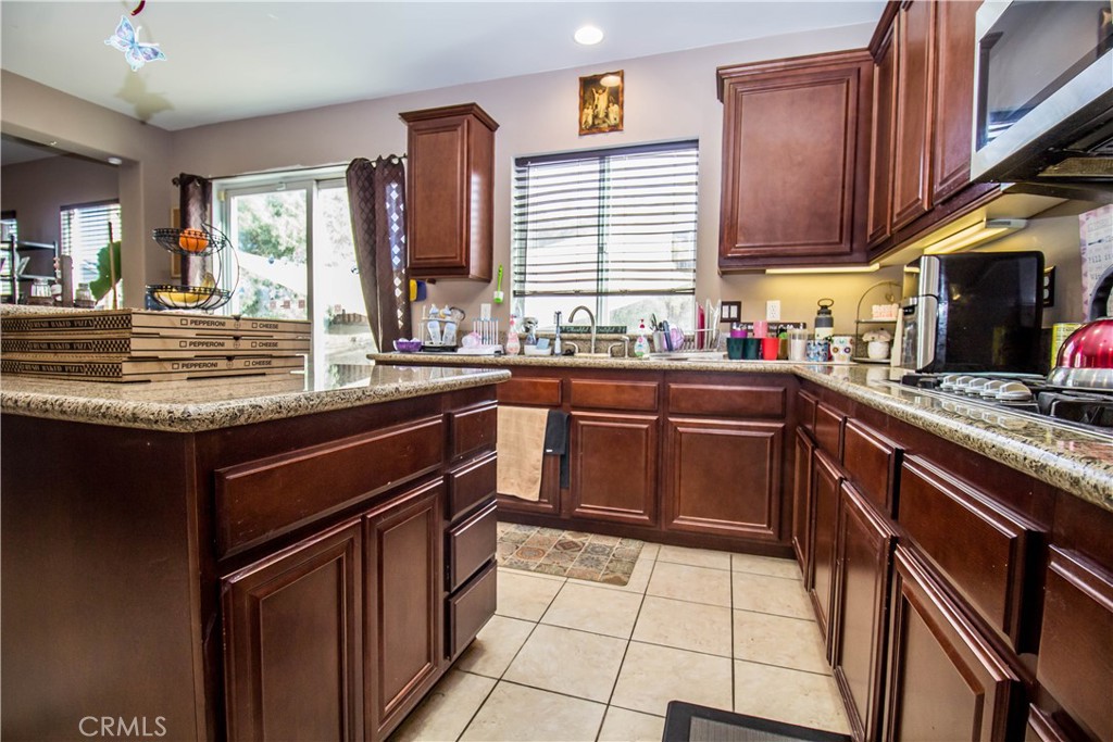 13477 Granite Peak Lane