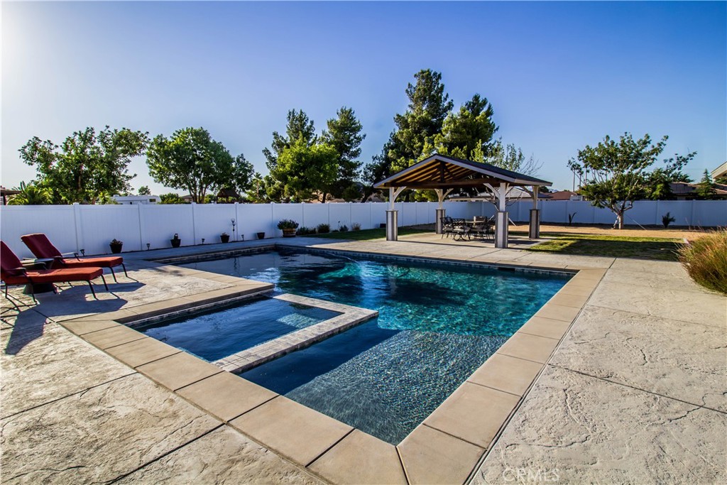 19070 Bay Meadows Drive