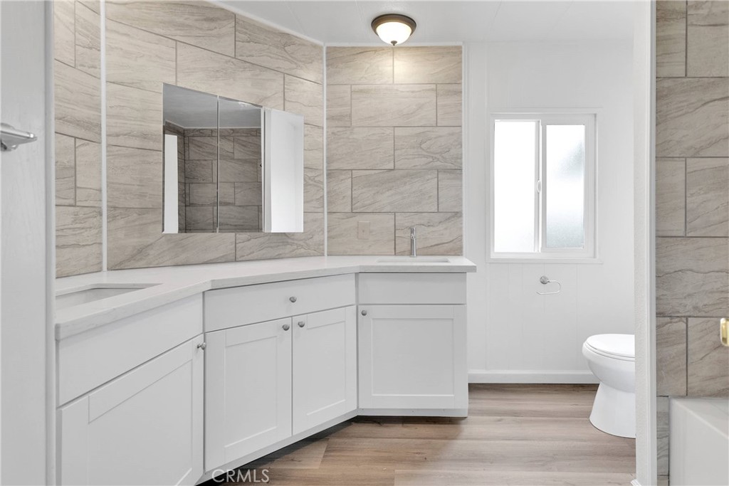 15252 Seneca Road 236