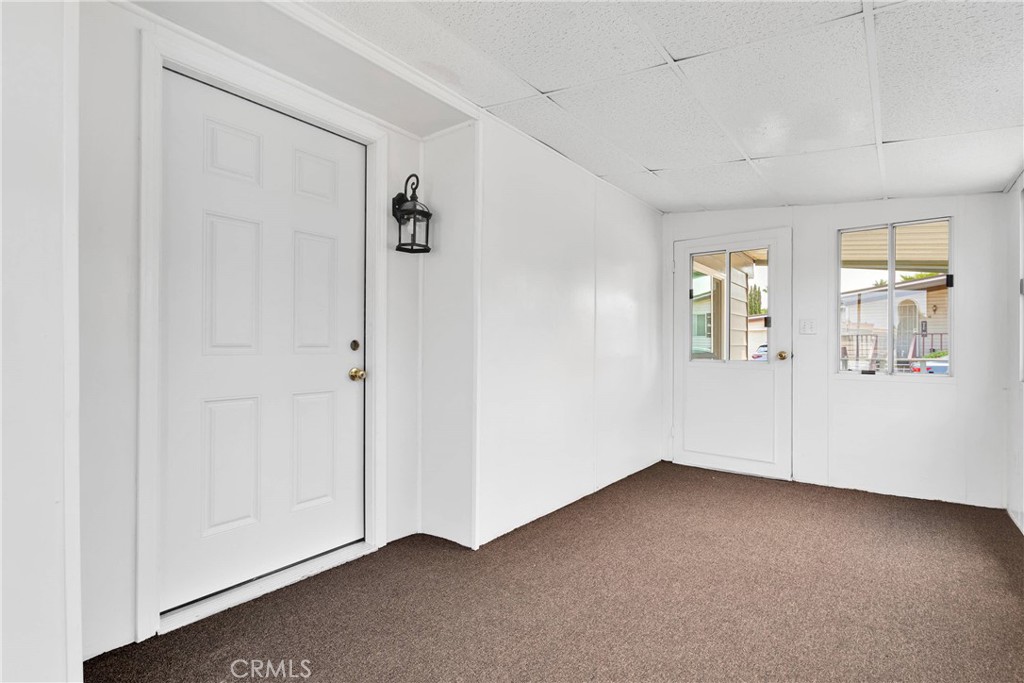 15252 Seneca Road 236