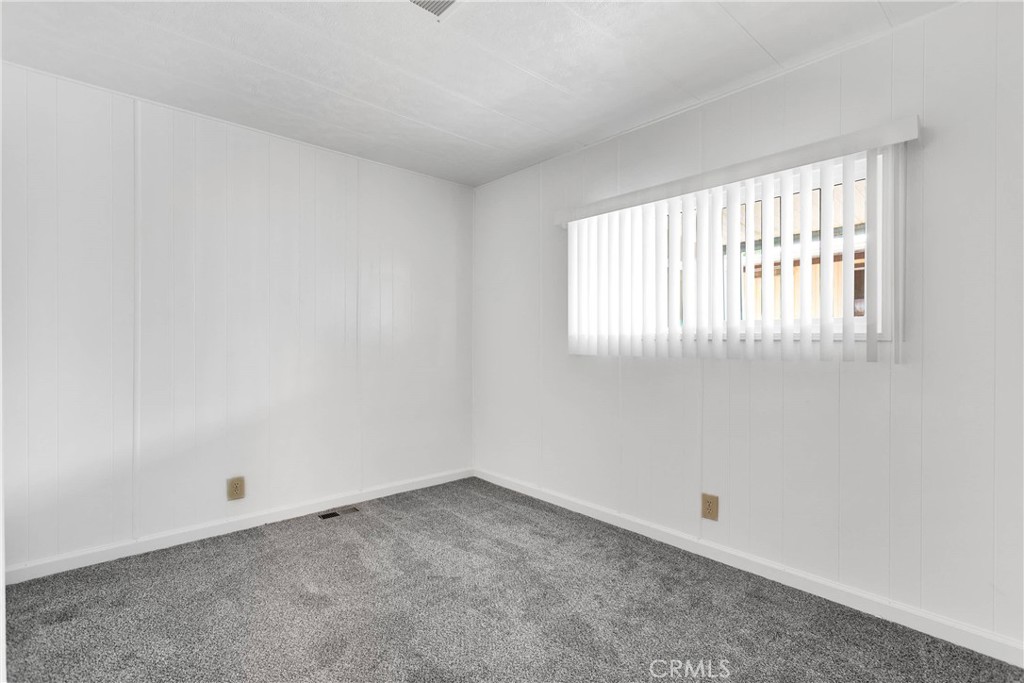 15252 Seneca Road 236