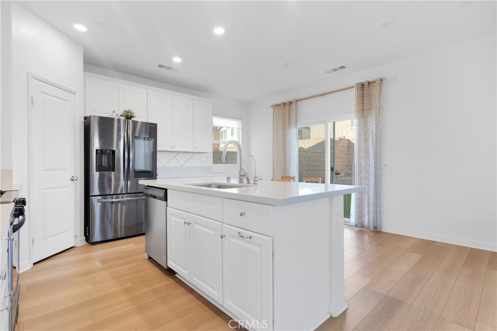 13068 Echo Valley Street