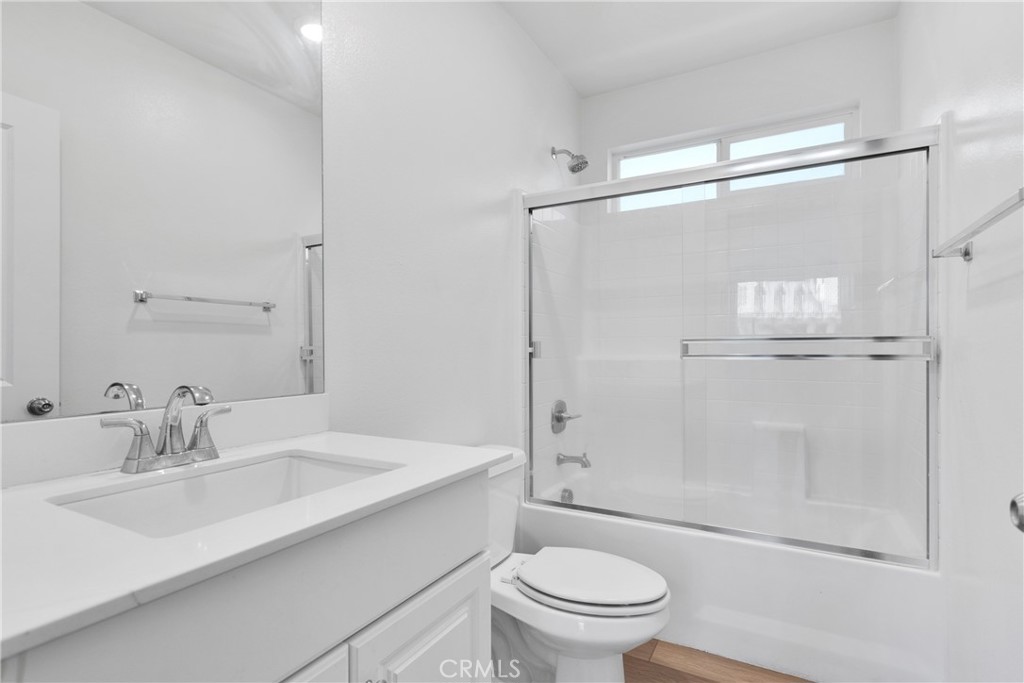 13068 Echo Valley Street