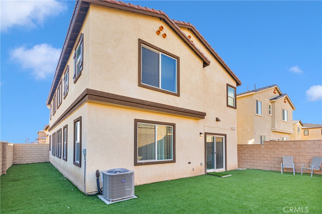 13068 Echo Valley Street