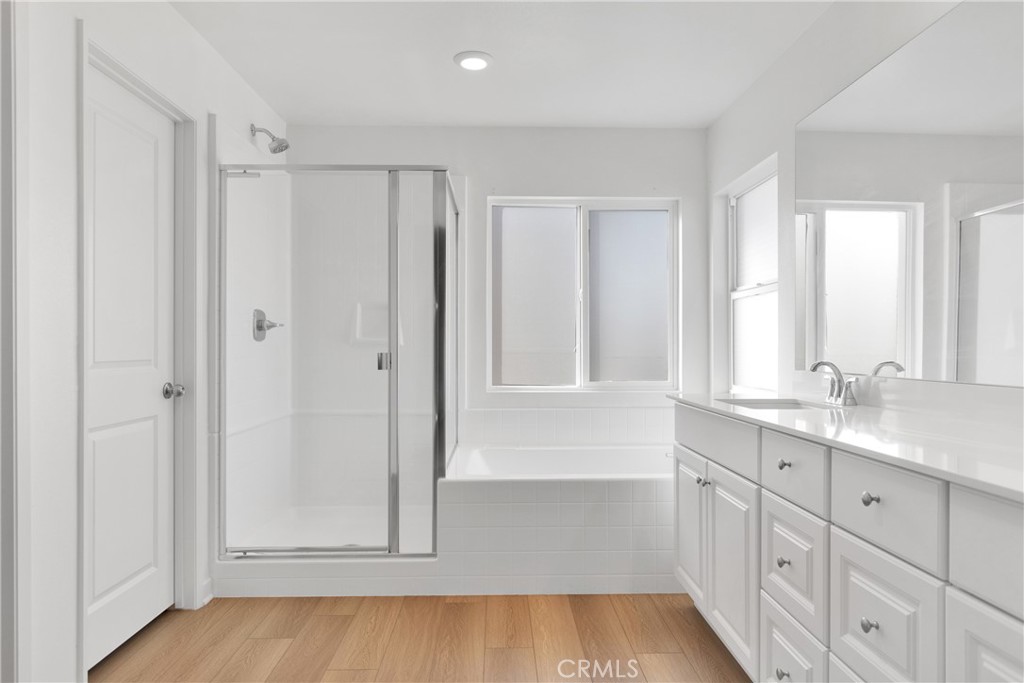 13068 Echo Valley Street