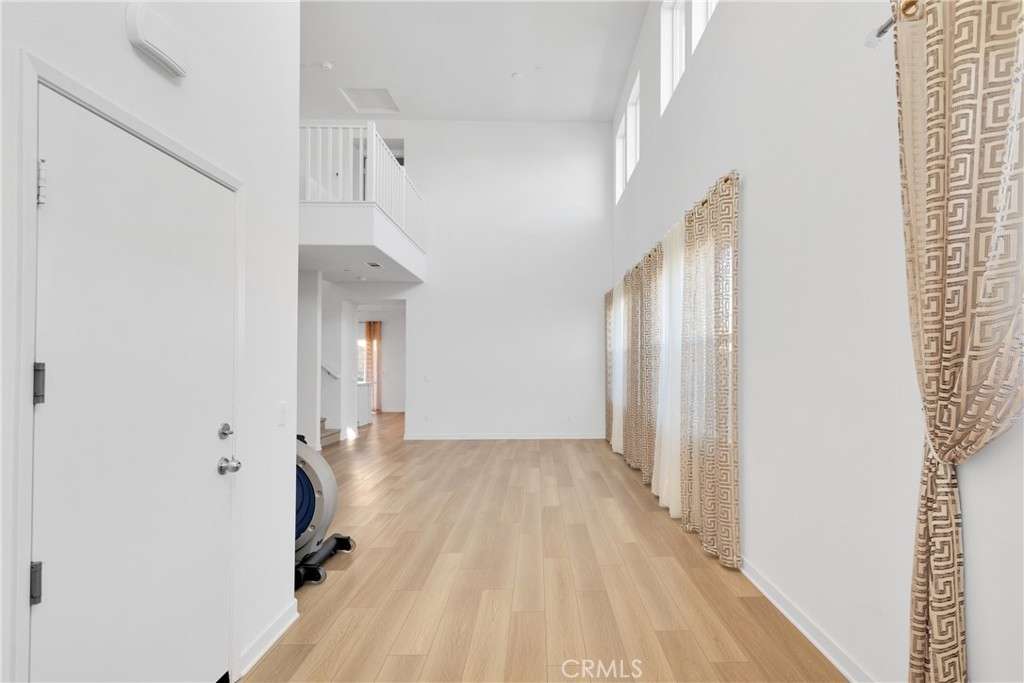 13068 Echo Valley Street