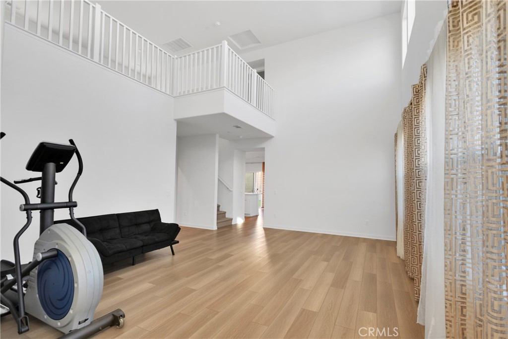 13068 Echo Valley Street