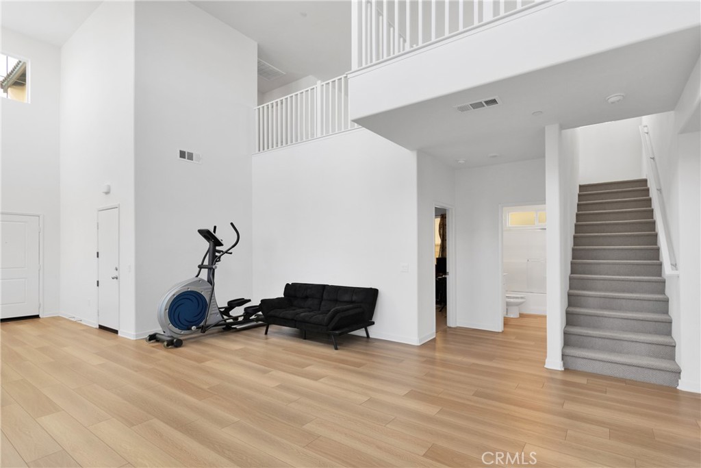 13068 Echo Valley Street