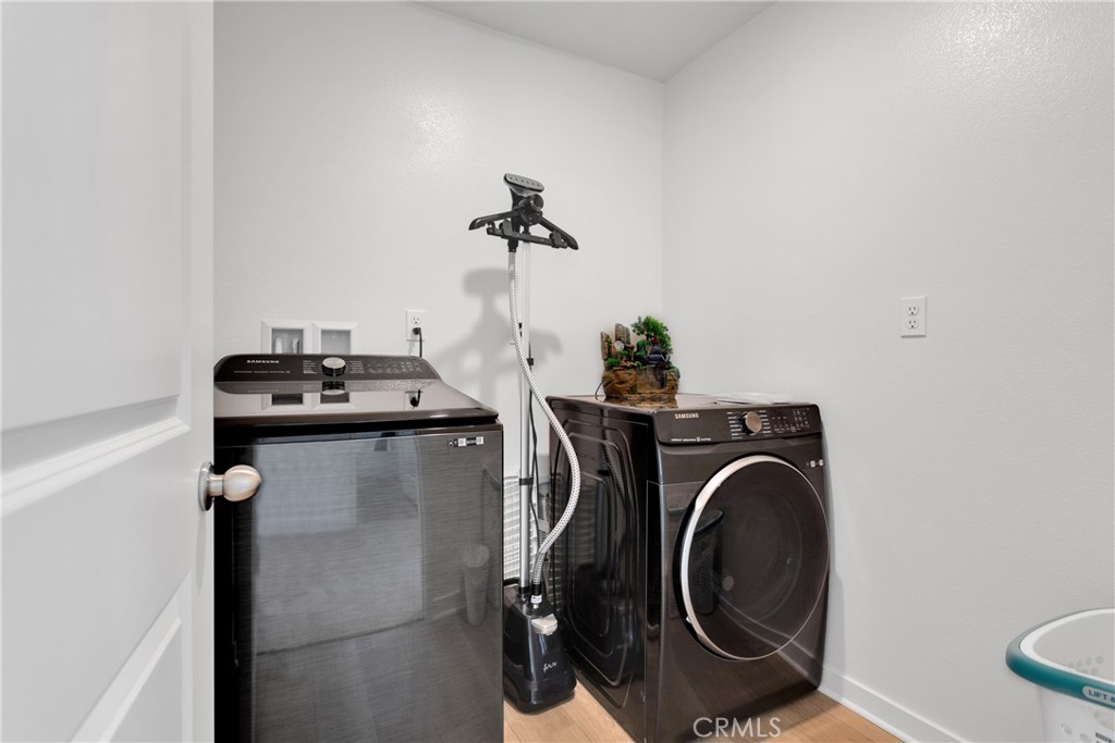 13068 Echo Valley Street