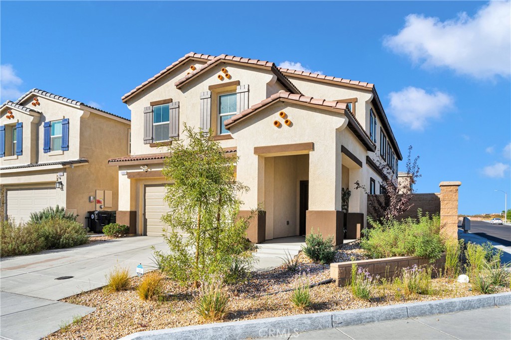 13068 Echo Valley Street