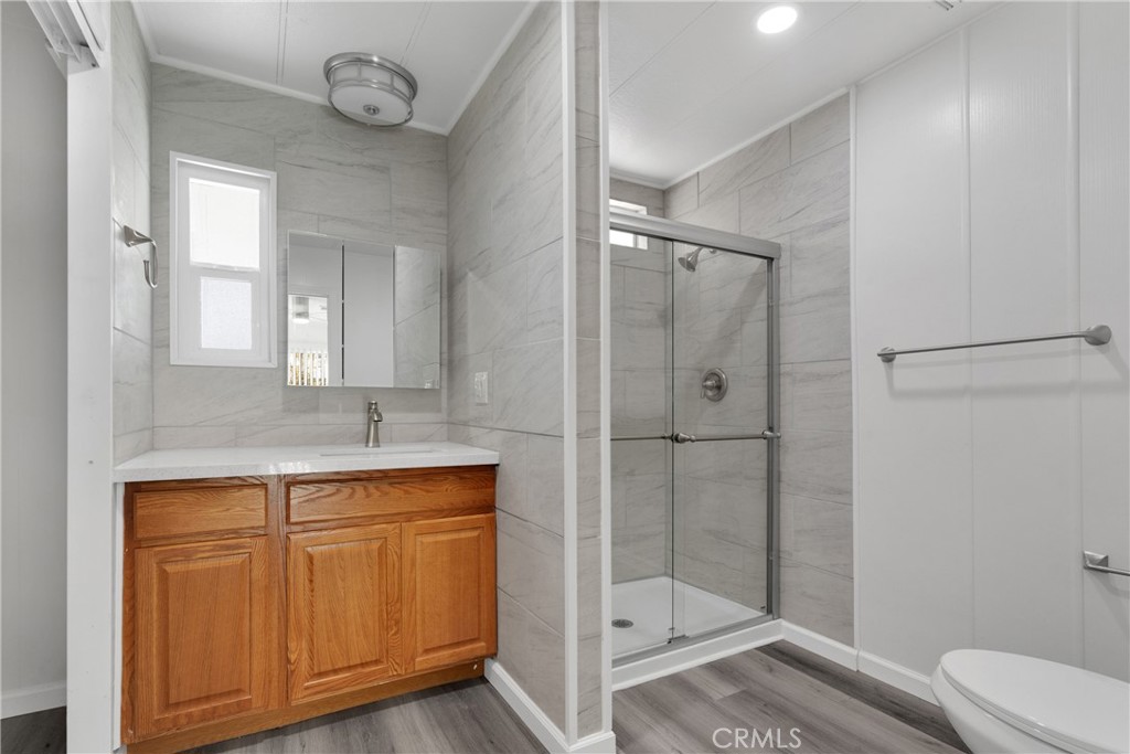 15252 Seneca Road 28