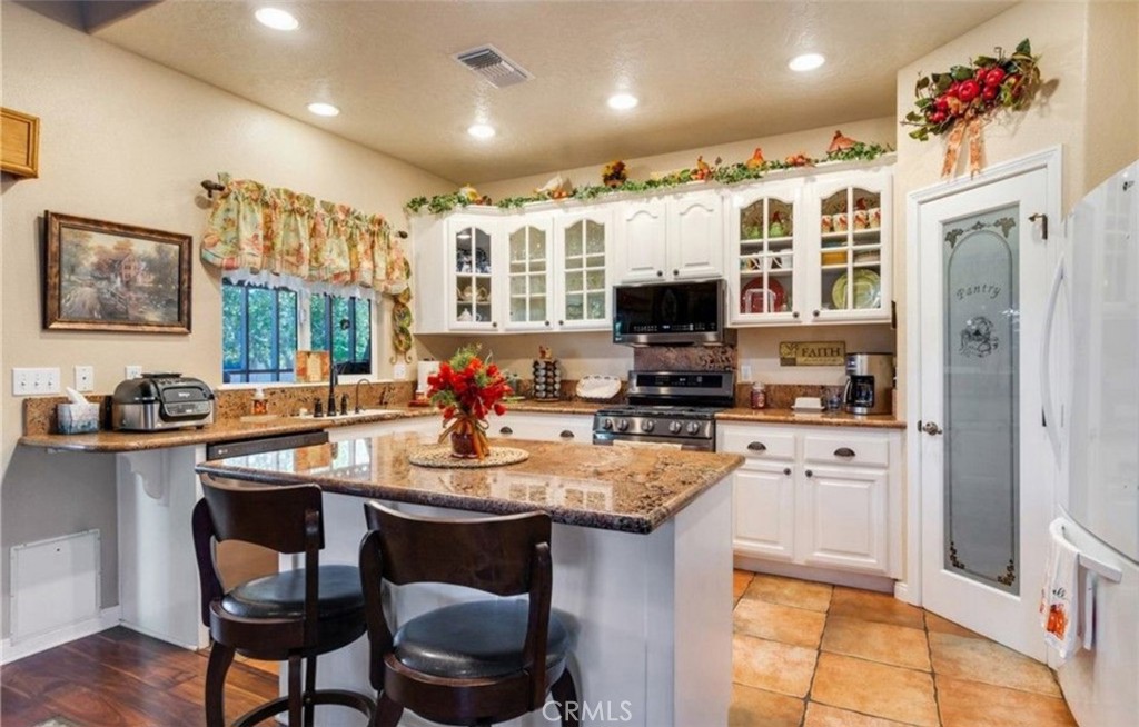 12613 Tamarisk Rd Road