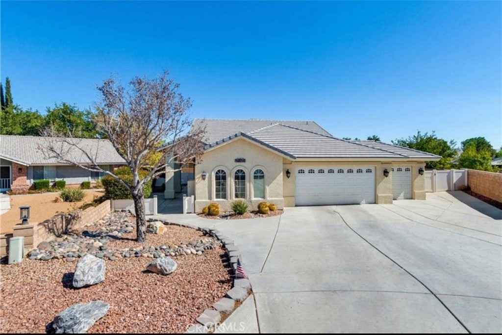 12613 Tamarisk Rd Road