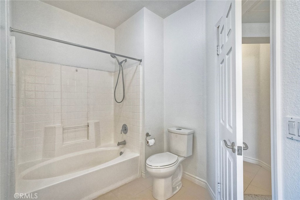 3855 Elijah Court 732