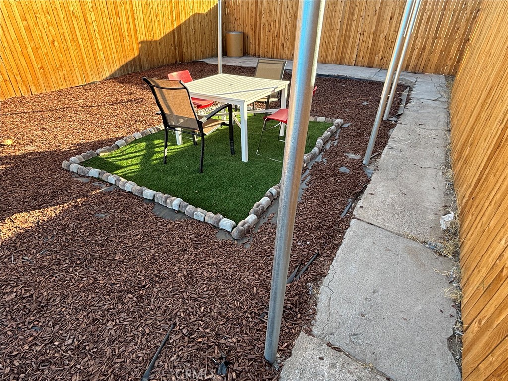 1205 W W Broadway Street