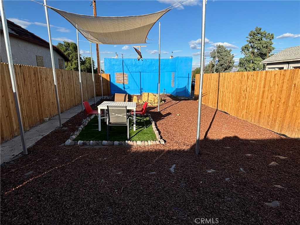 1205 W W Broadway Street