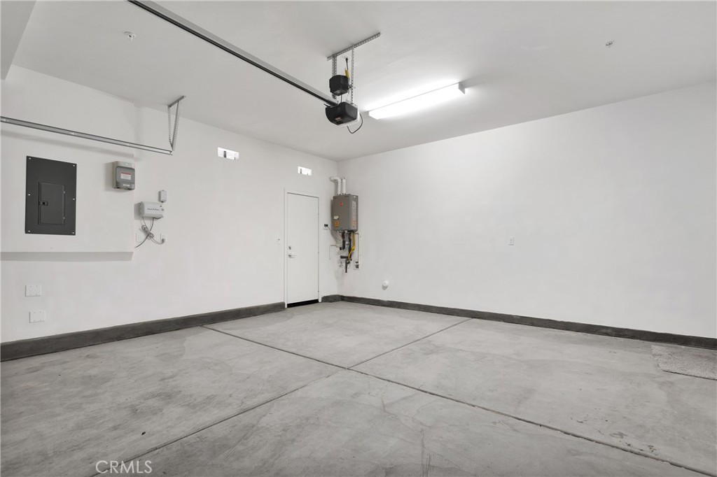 12940 Clear Creek Street