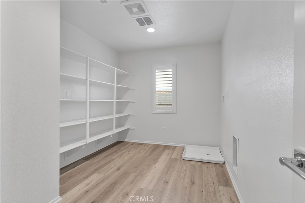 12940 Clear Creek Street