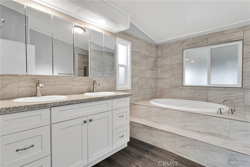 15252 Seneca Road 294