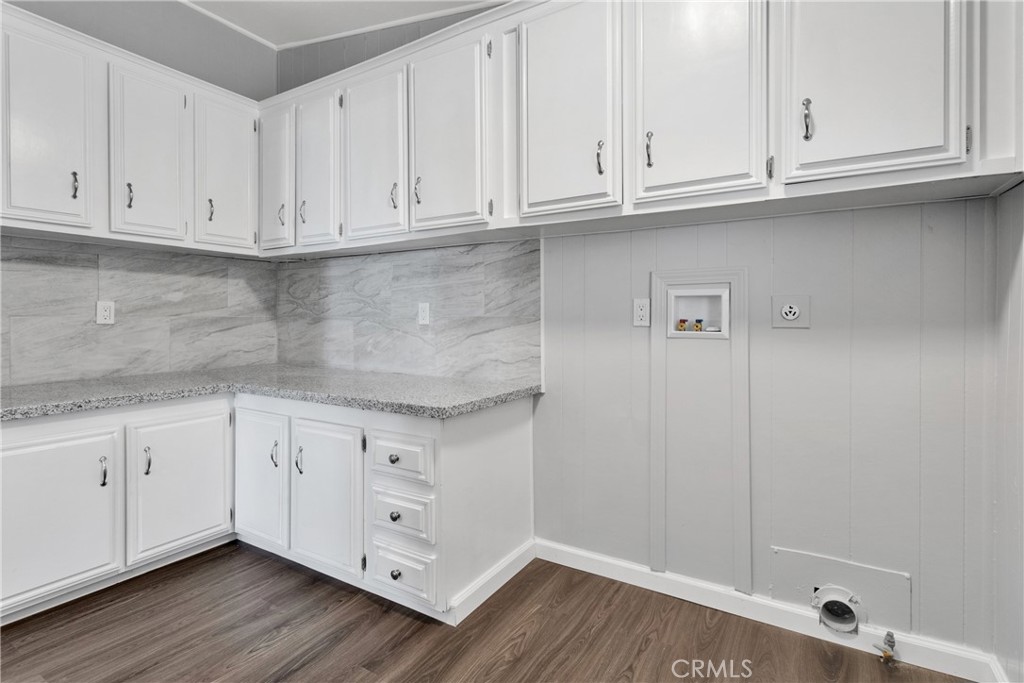 15252 Seneca Road 294