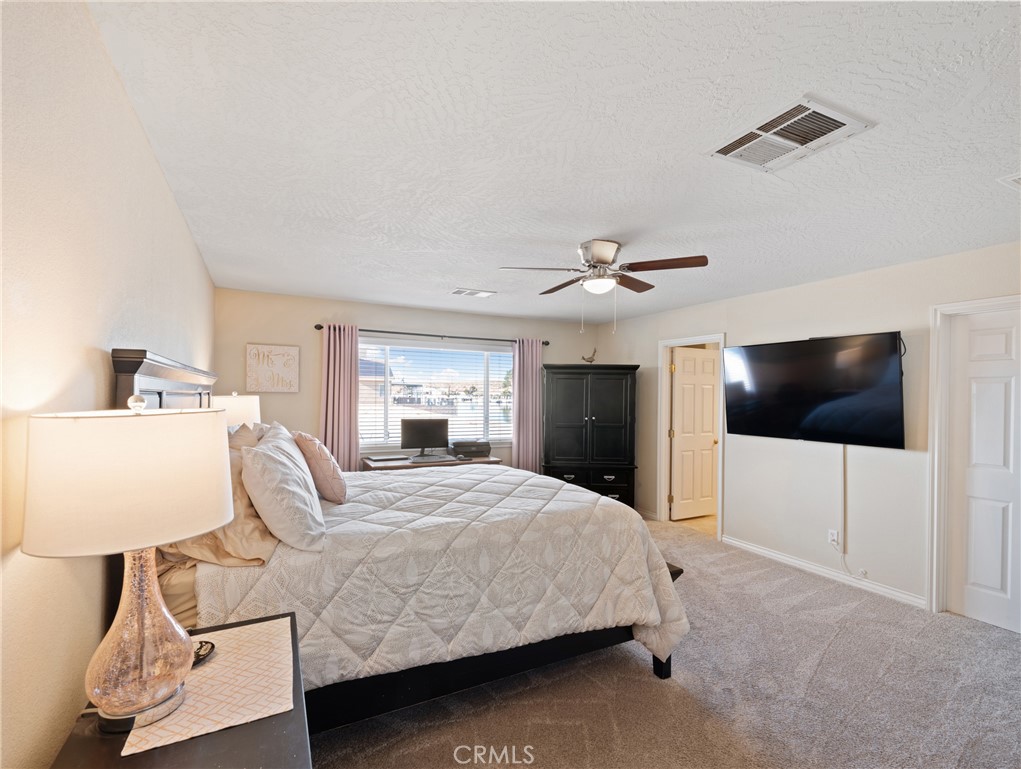 27300 Peninsula Lane