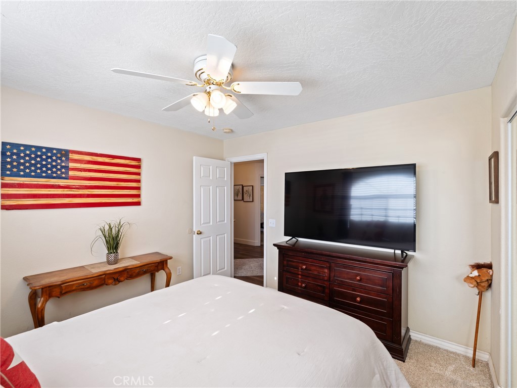 27300 Peninsula Lane