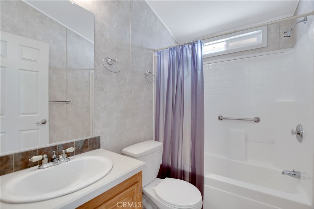 22241 Nisqually Road 16