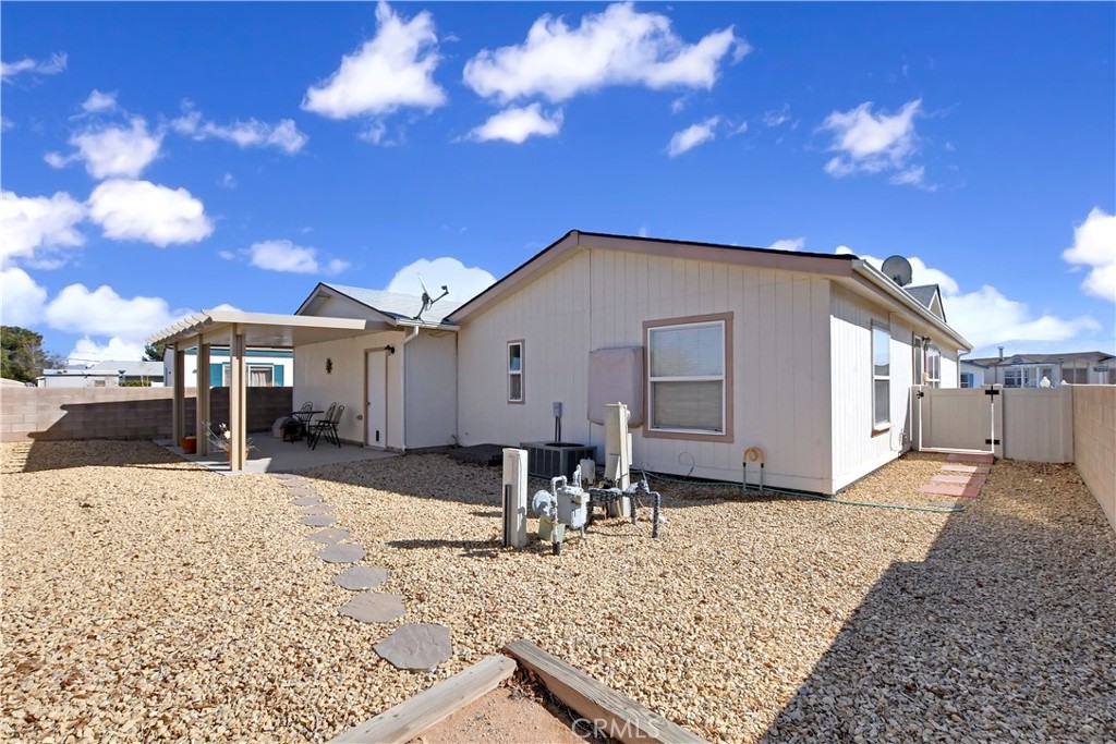 22241 Nisqually Road 16