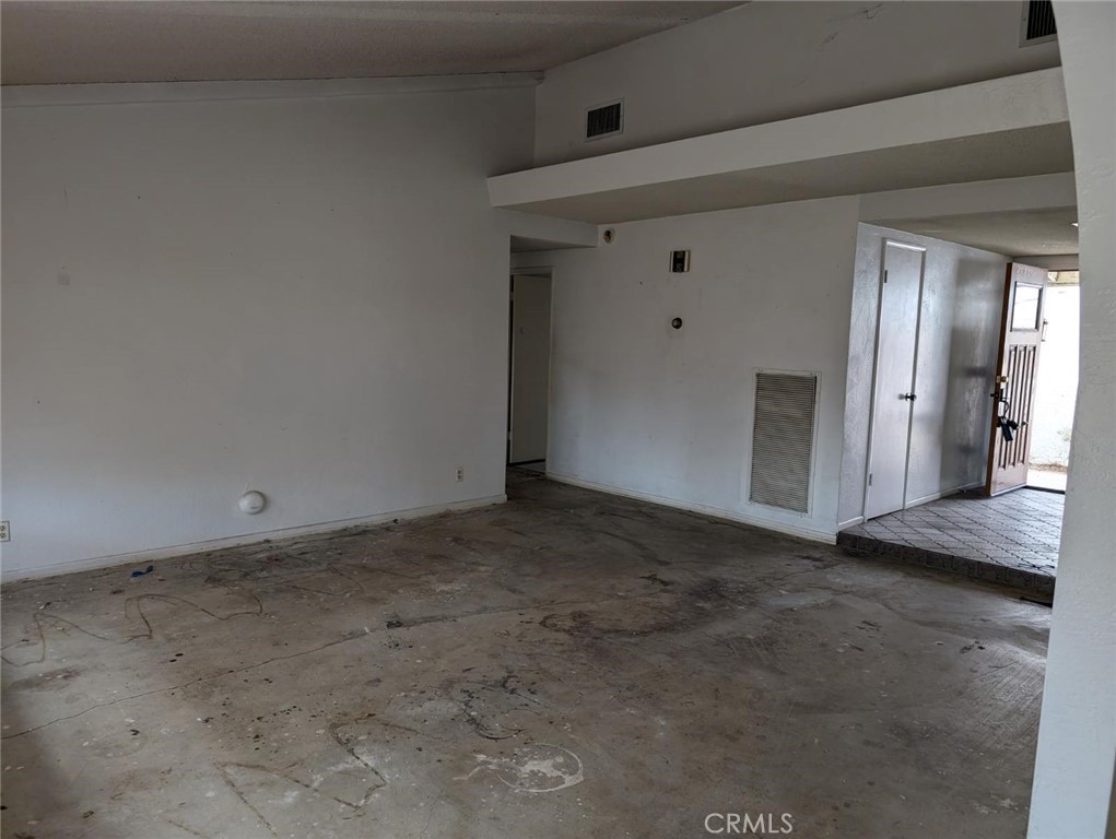 15050 Riverside Drive