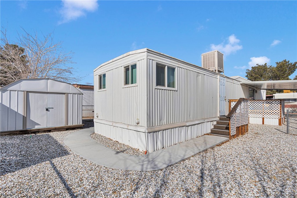 15252 Seneca Road 57