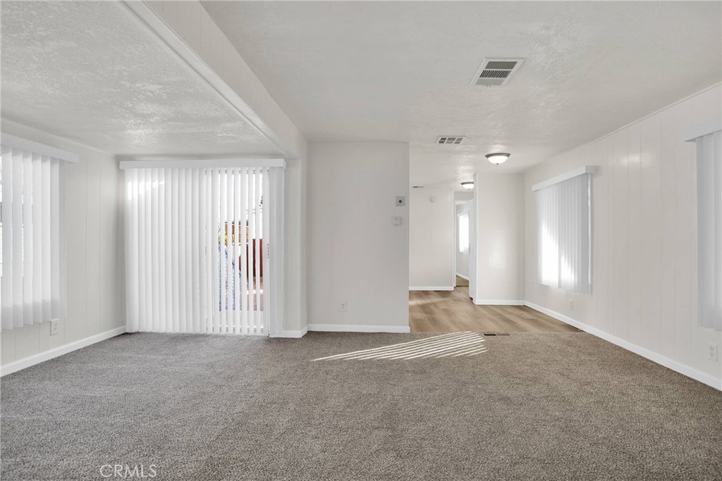 15252 Seneca Road 36