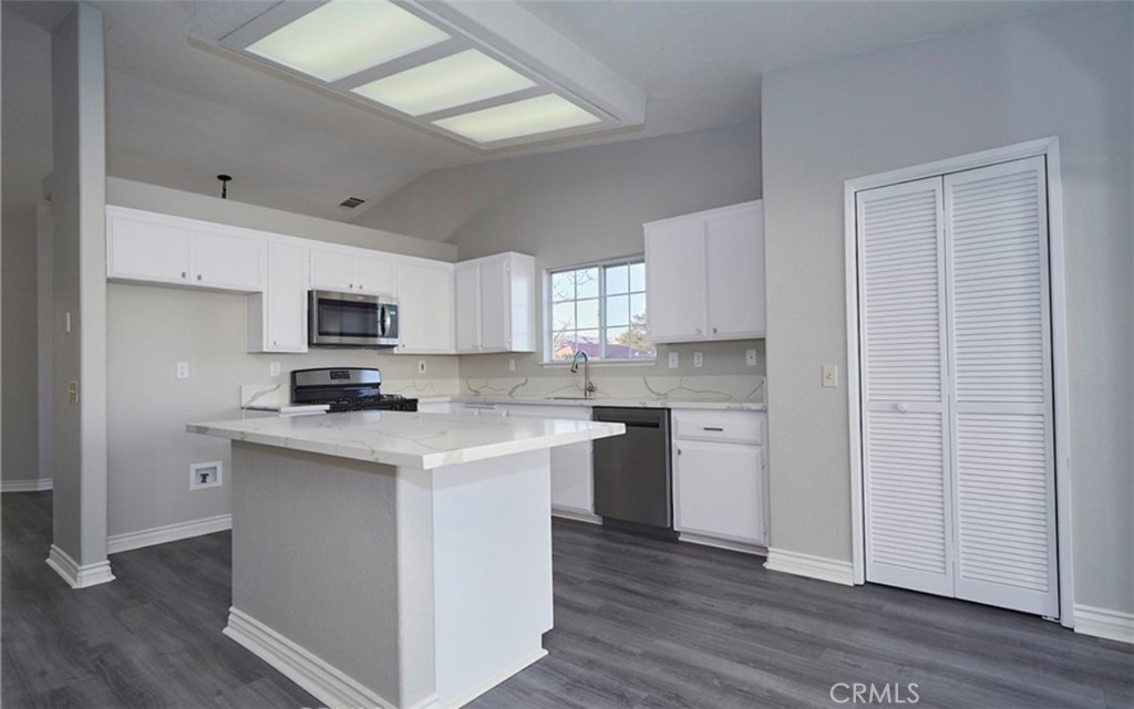 13045 Autumn Leaves Avenue