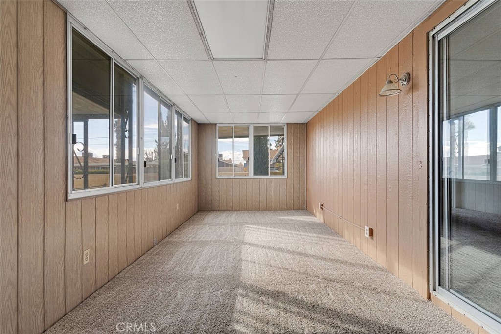 15252 Seneca Road 215