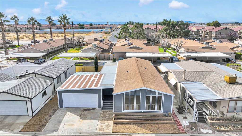 15252 Seneca Road 215