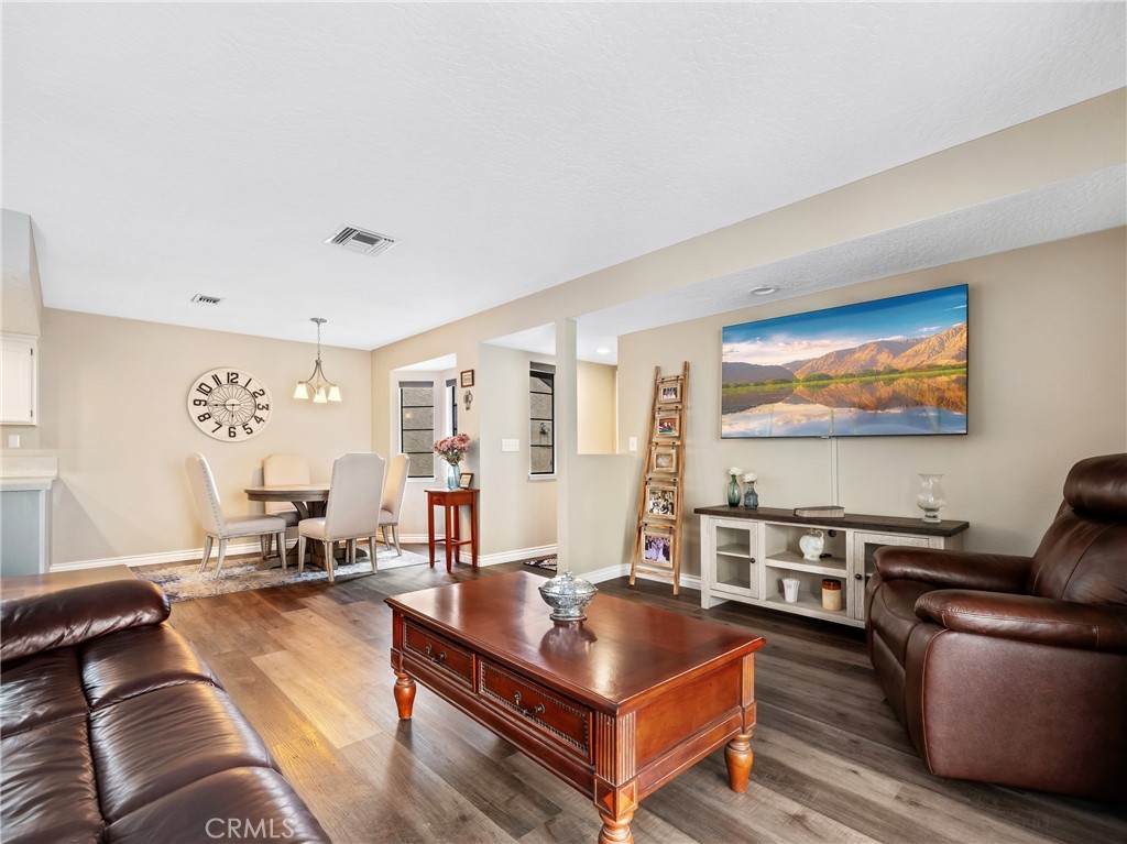 19281 Cottonwood Drive