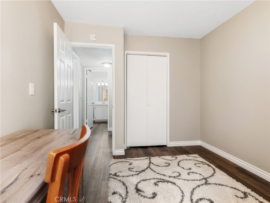 19281 Cottonwood Drive