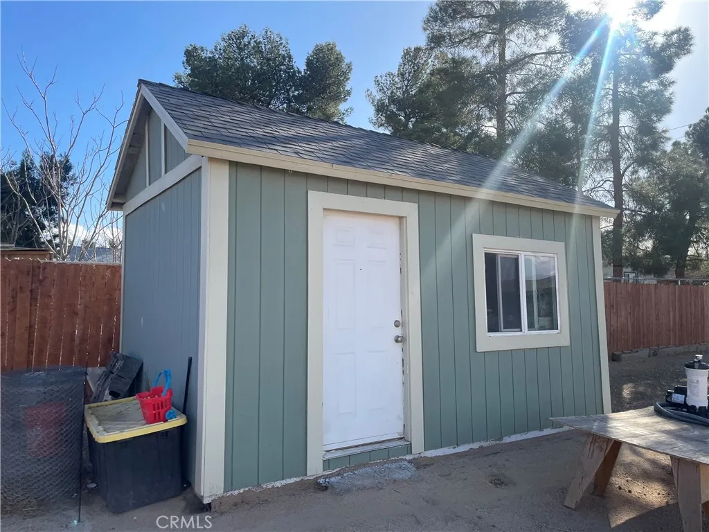 11183 Maple Avenue