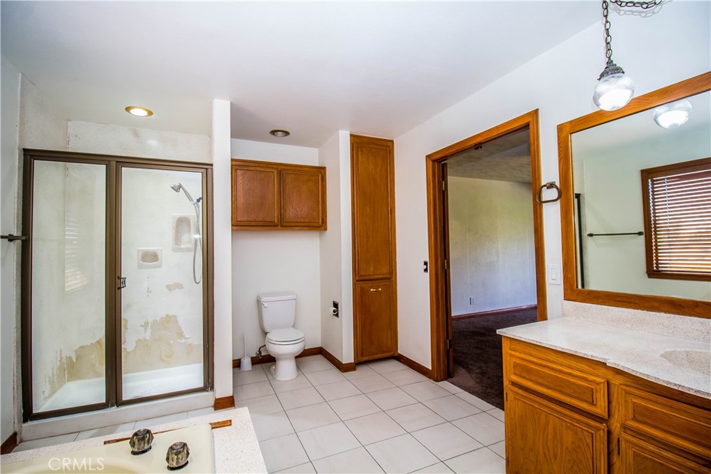 12900 Golf Course Drive