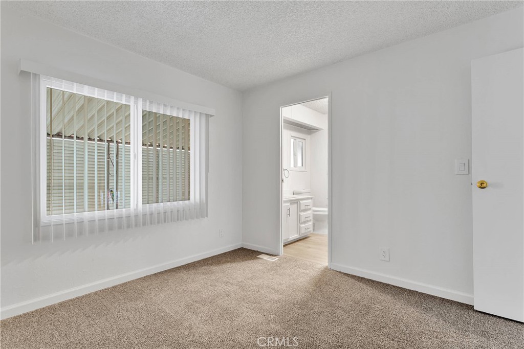15252 Seneca Road 298