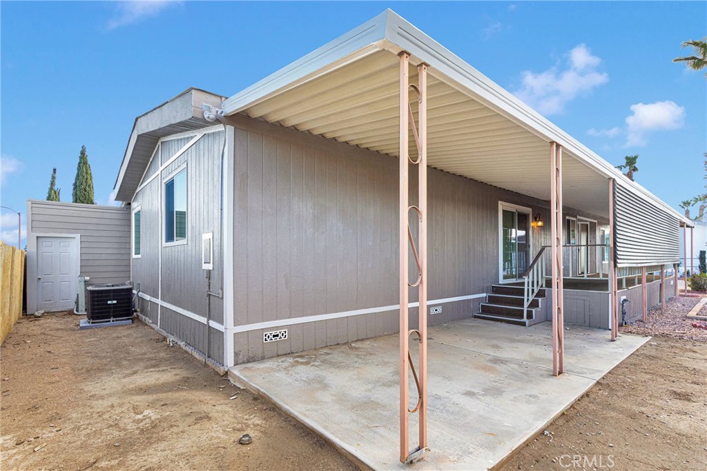 15252 Seneca Road 298