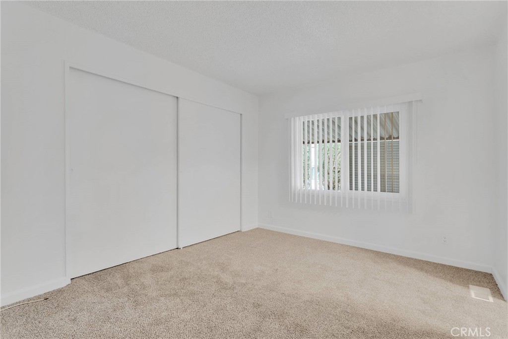 15252 Seneca Road 298