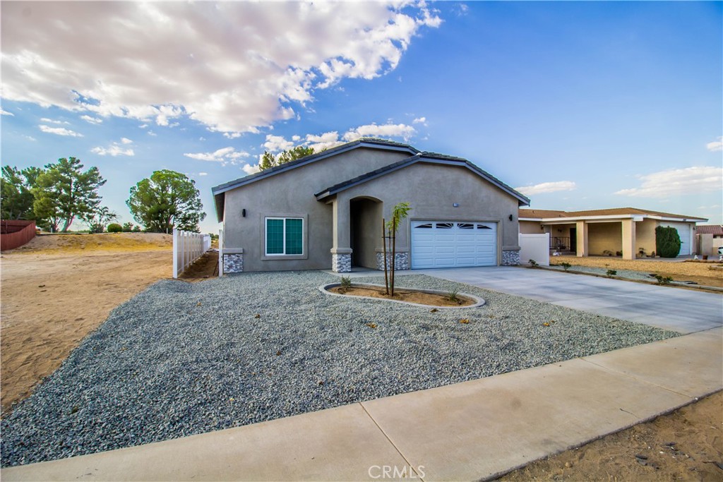 27396 Cloverleaf Drive