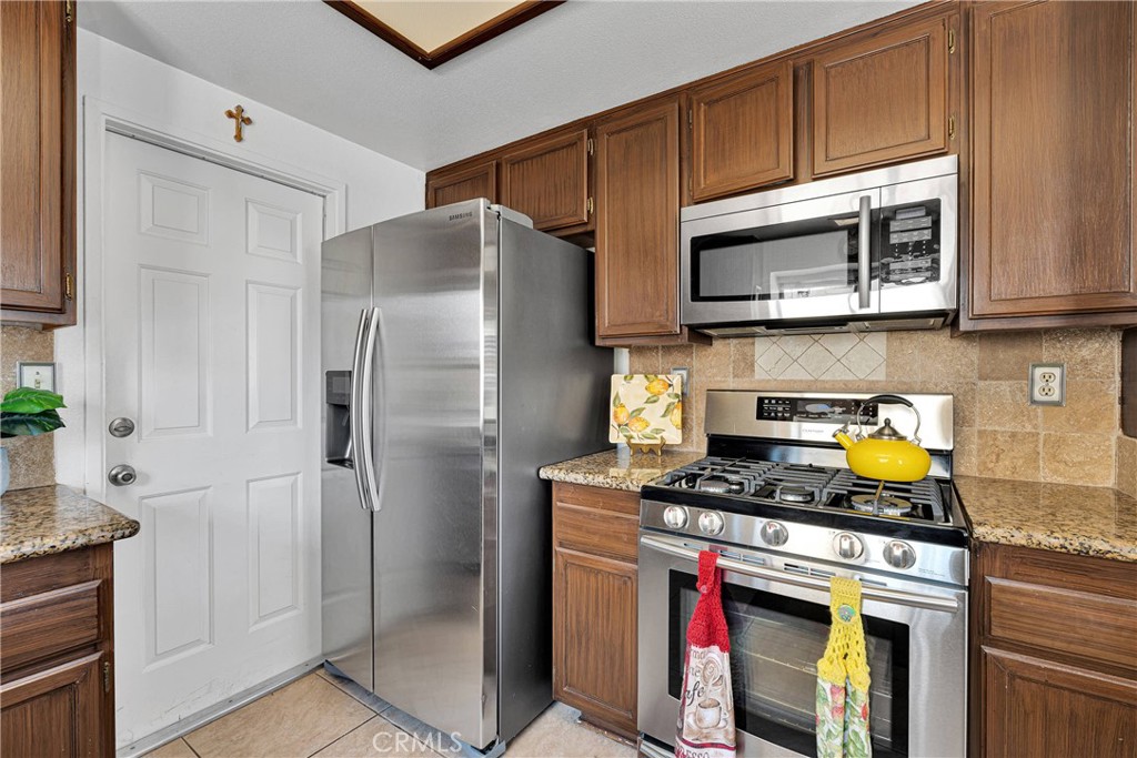 12437 Aspenview Circle